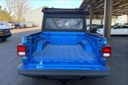 Hydro Blue Pearlcoat 2026 Jeep Gladiator Sport S