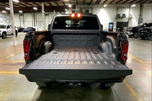 2025 RAM 2500 Big Horn Crew Cab 4x4 6'4' Box