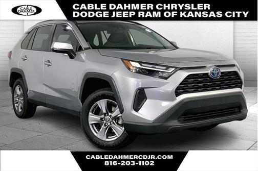 2022 Toyota RAV4 Hybrid XLE