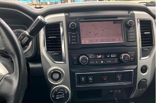 2019 Nissan Titan SV