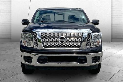 2019 Nissan Titan SV