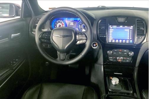 2022 Chrysler 300 S