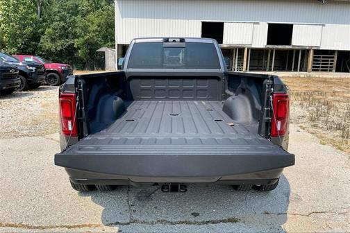 2025 RAM 3500 Laramie Crew Cab 4x4 8' Box