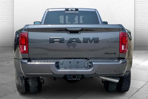 2025 RAM 3500 Laramie Crew Cab 4x4 8' Box