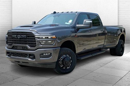 2025 RAM 3500 Laramie Crew Cab 4x4 8' Box