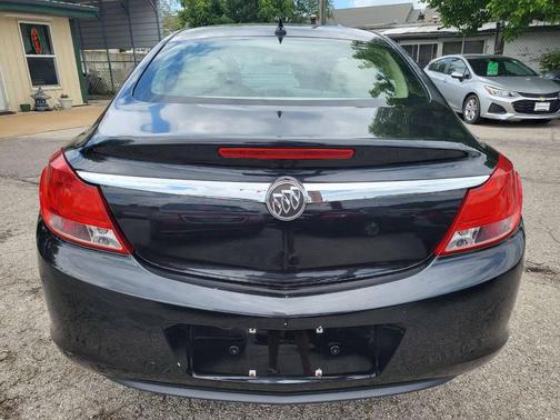 Carbon Black Metallic 2011 Buick Regal CXL