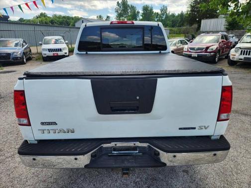 2011 Nissan Titan SV