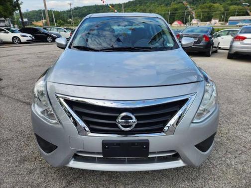 2019 Nissan Versa 1.6 SV