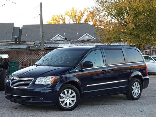 2015 Chrysler Town & Country Touring