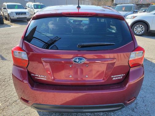 2012 Subaru Impreza 2.0i Limited