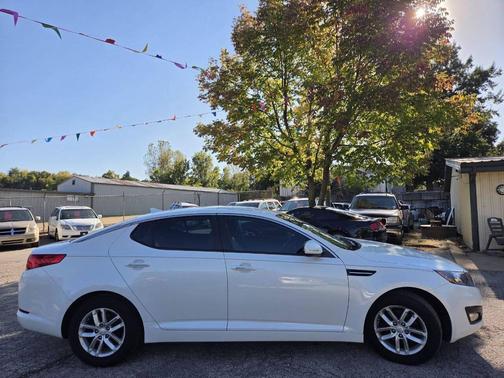 Snow White Pearl 2012 Kia Optima LX