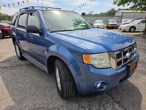 Blue 2010 Ford Escape XLT