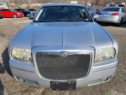 2010 Chrysler 300 Touring/Signature/Executive Series