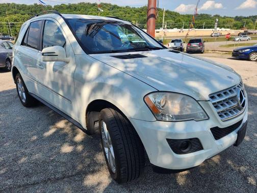 2011 Mercedes-Benz M-Class 4MATIC