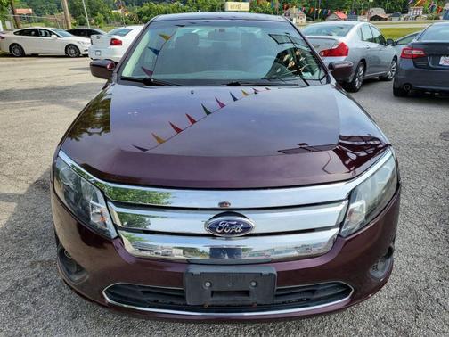 Maroon 2012 Ford Fusion SE