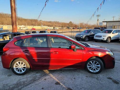 2013 Subaru Impreza 2.0i Premium