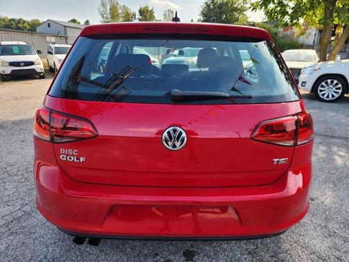 2016 Volkswagen Golf TSI S 4-Door