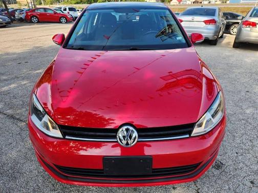 2016 Volkswagen Golf TSI S 4-Door