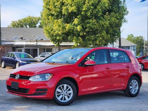 2016 Volkswagen Golf TSI S 4-Door