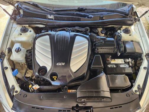 2014 Kia Cadenza Premium