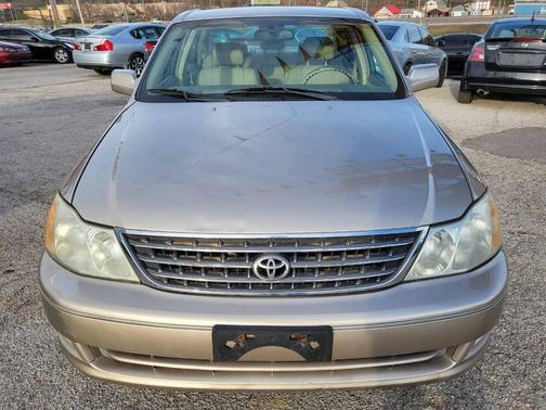 2004 Toyota Avalon XLS