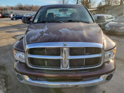 Burgundy 2004 Dodge Ram 2500 SLT Quad Cab