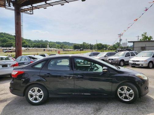 Tuxedo Black Metallic 2014 Ford Focus SE