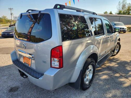 2006 Nissan Pathfinder SE