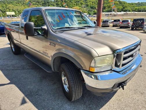 2004 Ford F-250 XLT SuperCab