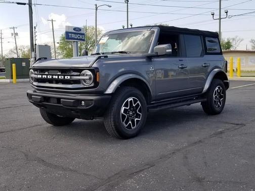 CARBONIZED GRAY METALLIC 2021 Ford Bronco