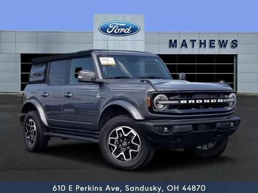 CARBONIZED GRAY METALLIC 2021 Ford Bronco