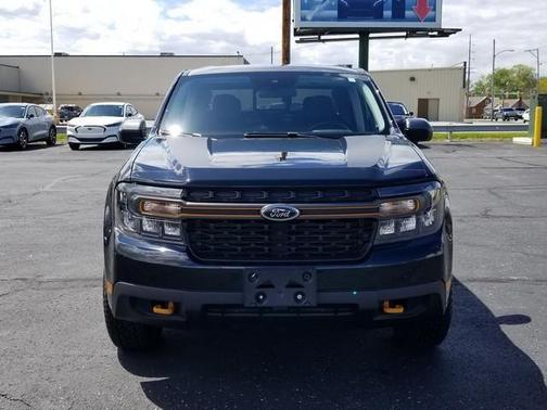 SHADOW BLACK 2023 Ford Maverick XLT