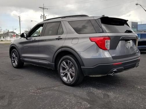 CARBONIZED GRAY METALLIC 2023 Ford Explorer XLT