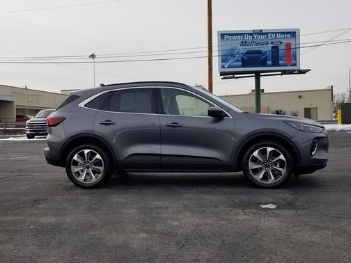 2023 Ford Escape PLATINUM