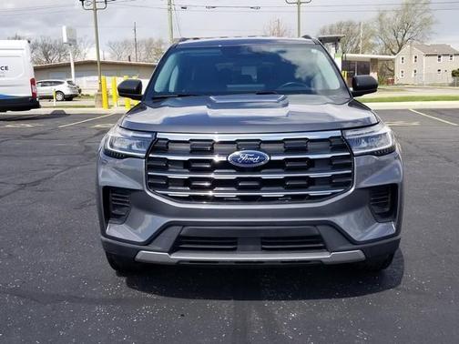 CARBONIZED GRAY METALLIC 2025 Ford Explorer ACTIVE