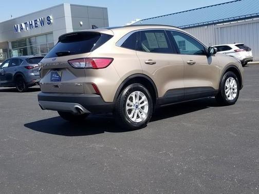 2021 Ford Escape SE