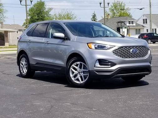 ICONIC SILVER 2023 Ford Edge SEL