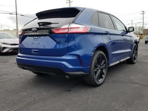 ATLAS BLUE 2023 Ford Edge ST-LINE