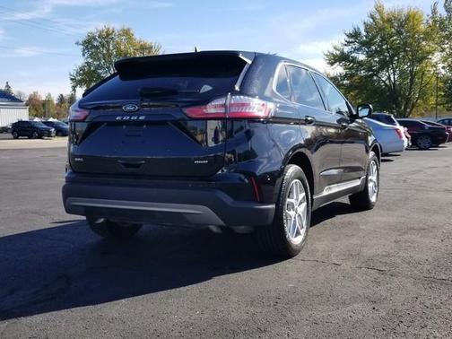 2024 Ford Edge ST-LINE