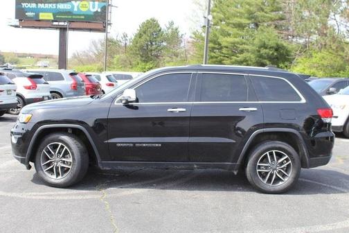 Photo 2 of 24 of 2020 Jeep Grand Cherokee Limited