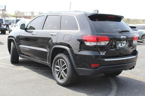 Photo 3 of 24 of 2020 Jeep Grand Cherokee Limited