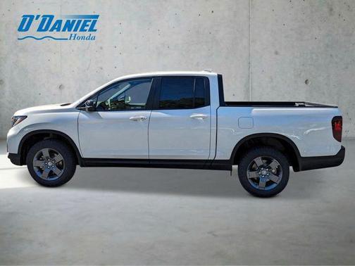 Platinum White Pearl 2026 Honda Ridgeline TrailSport