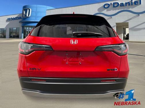 Crystal Black Pearl 2026 Honda HR-V AWD Sport