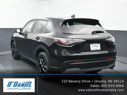 Crystal Black Pearl 2024 Honda HR-V AWD Sport