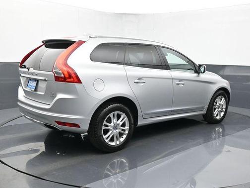 2015 Volvo XC60 T5 Premier