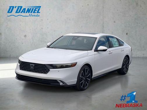 Platinum White Pearl 2026 Honda Accord Hybrid Touring