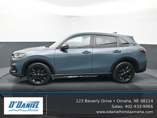 Nordic Forest Pearl 2025 Honda HR-V AWD Sport