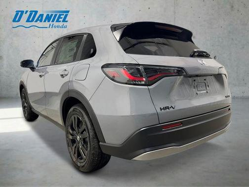 Crystal Black Pearl 2026 Honda HR-V AWD Sport