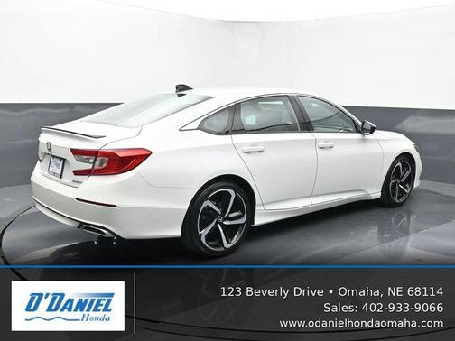 Platinum White Pearl 2022 Honda Accord Sport 1.5T