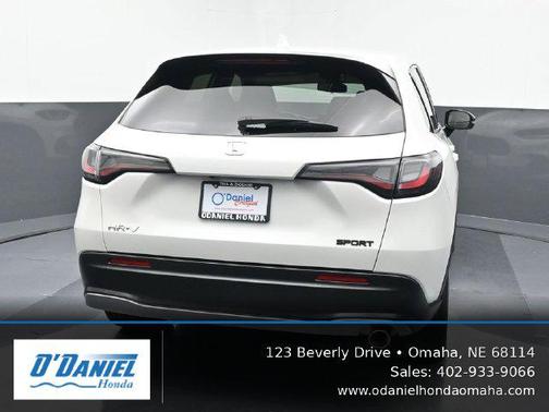 White 2024 Honda HR-V Sport